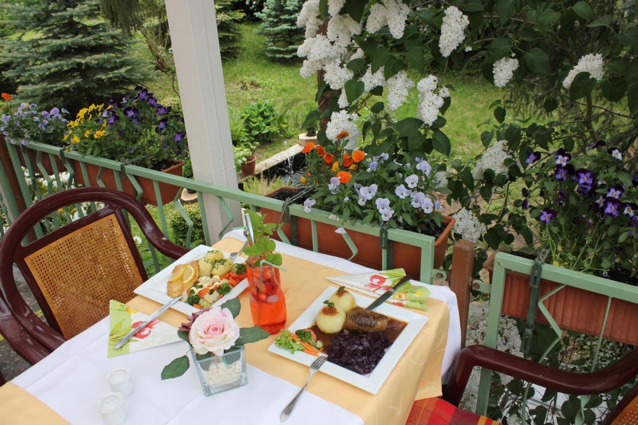 Cafe Zur Talsperre Hotel Chemnitz Bagian luar foto