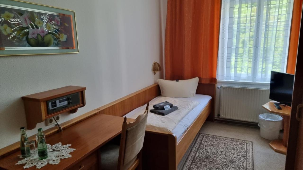 Cafe Zur Talsperre Hotel Chemnitz Bagian luar foto